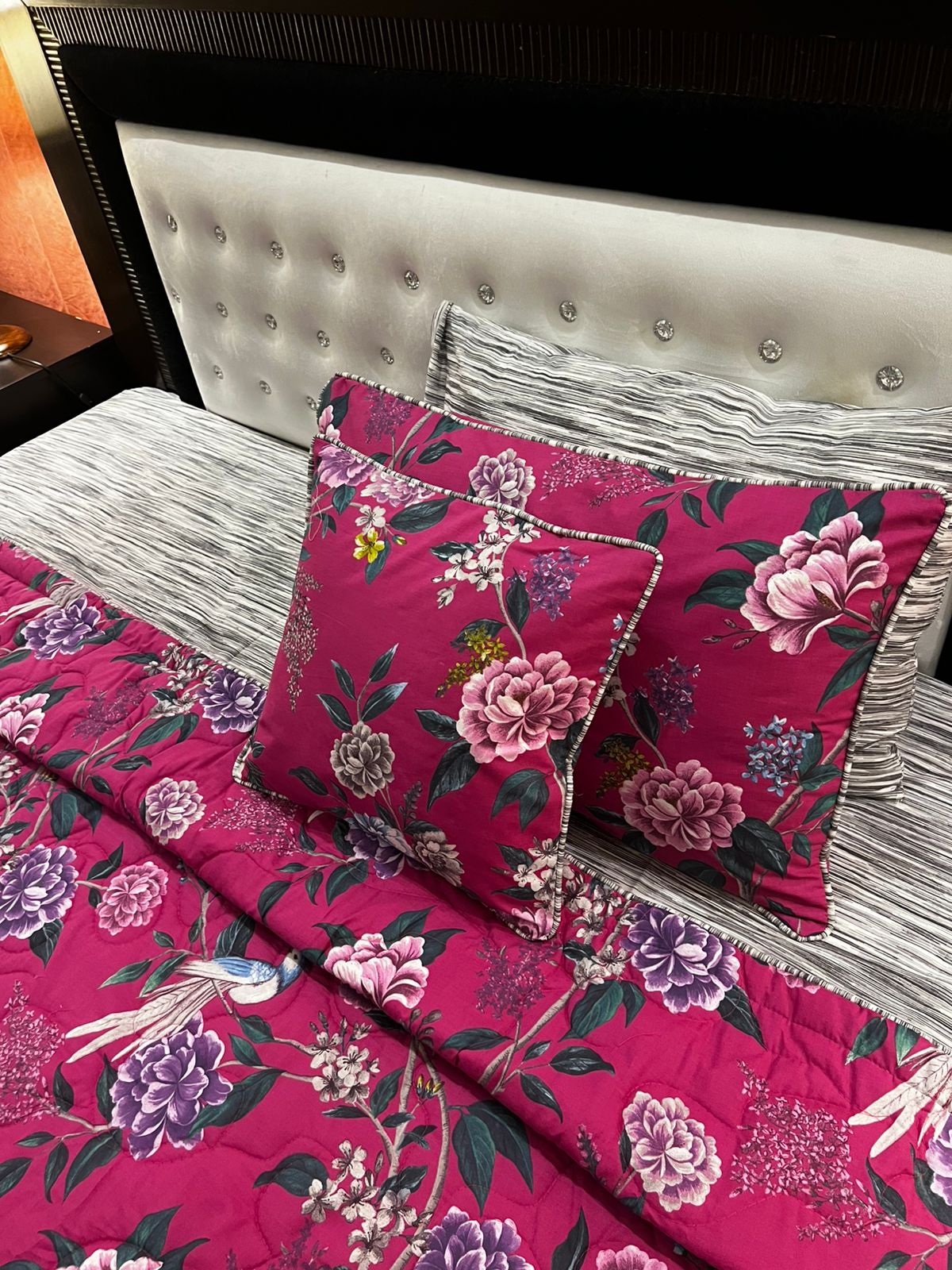 IV682 Cotton Comforter Set - Light Filling