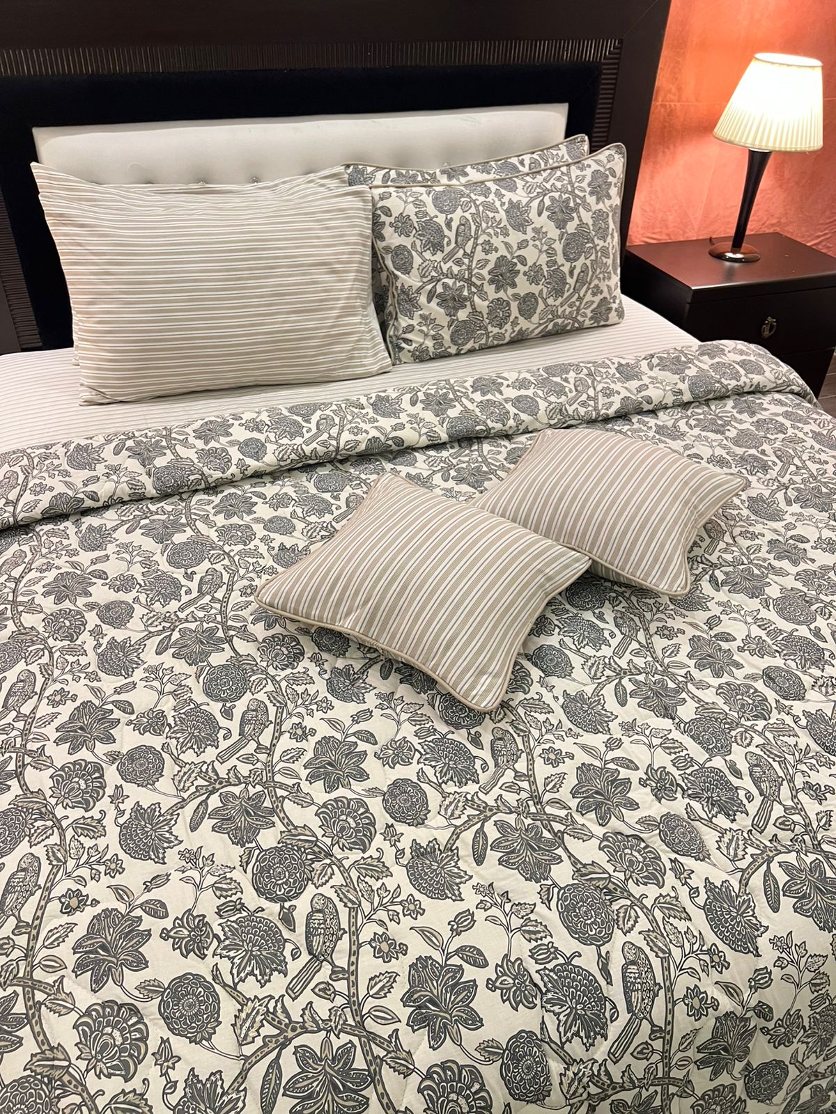 IV578 Cotton Comforter Set - Light Filling