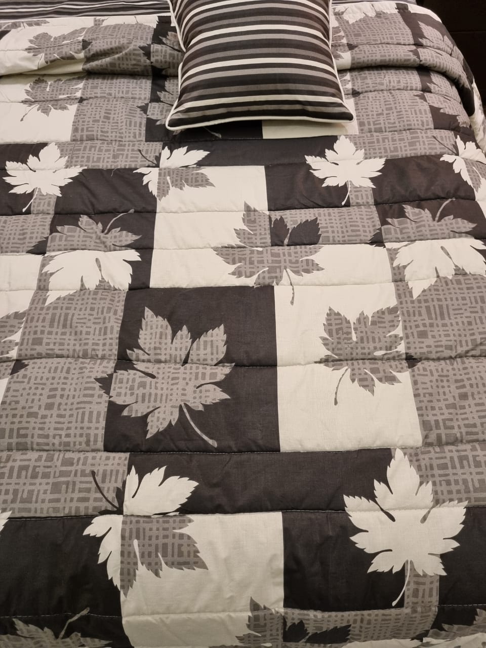 IV493 Cotton Duvet Cover Set - Without Filling