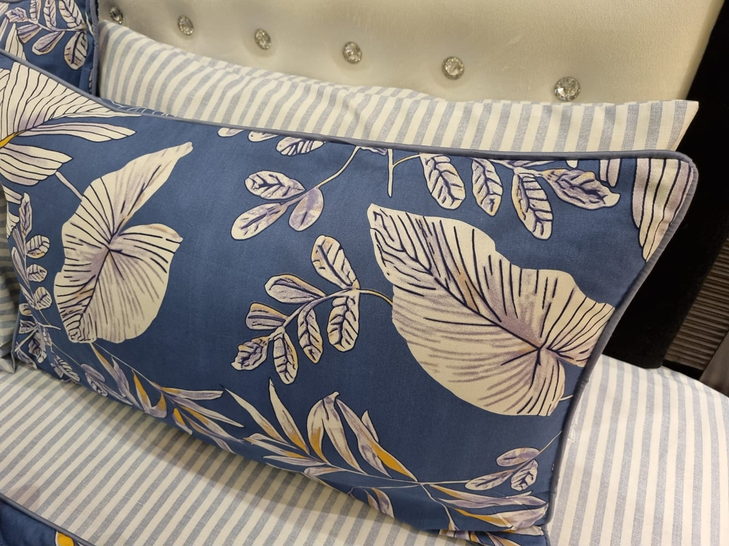 IV508 Duvet Cover Set - Without Filling