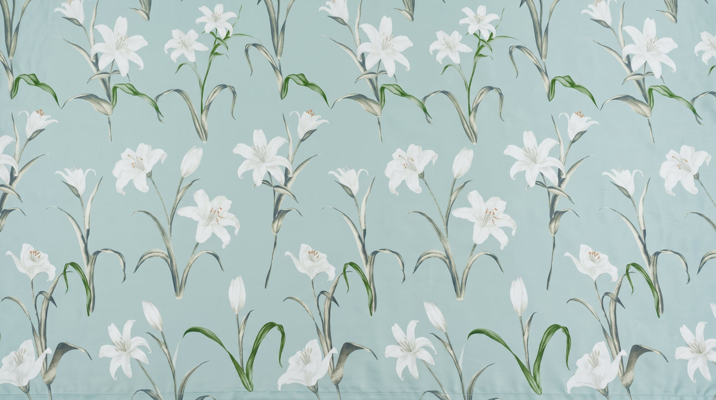 The Serene Lily Botanical Comforter Set
