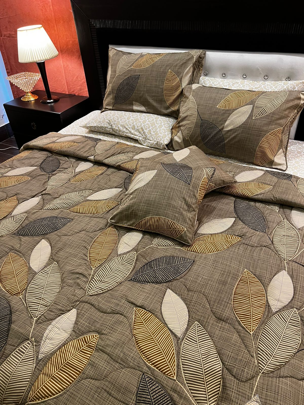 IV676 Cotton Comforter Set - Light Filling