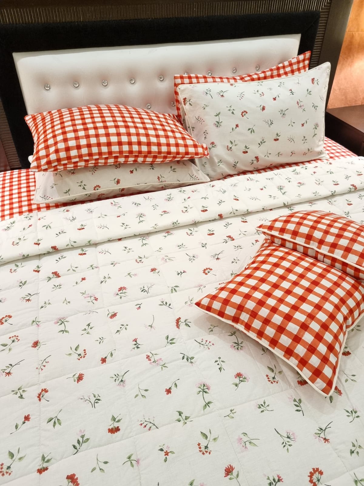 IV511 Duvet Cover Set - Without Filling