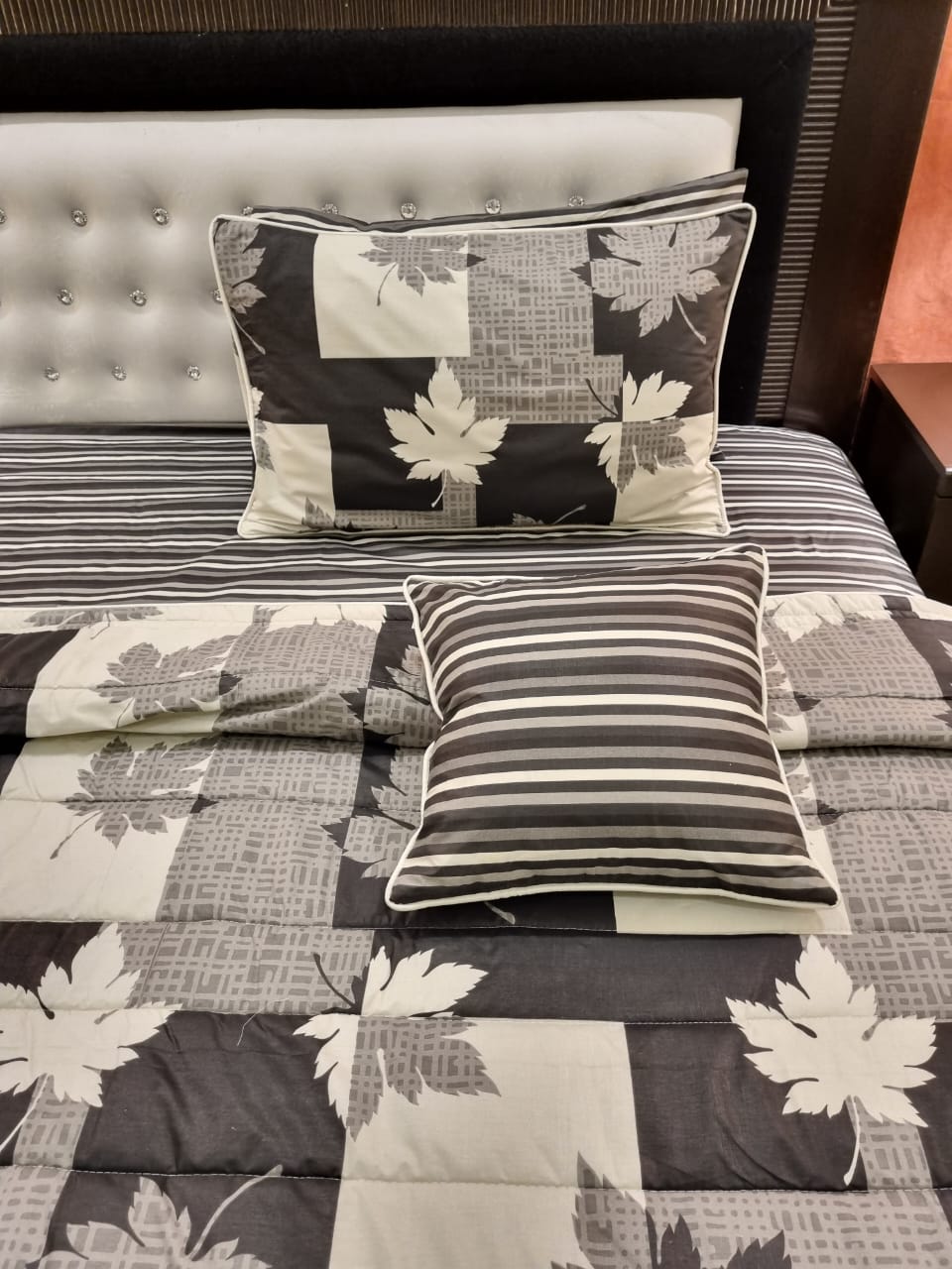 IV493 Cotton Duvet Cover Set - Without Filling