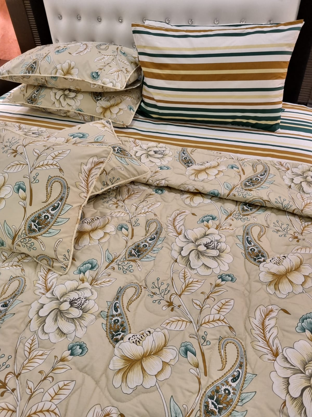 IV497 Cotton Comforter Set - Light Filling