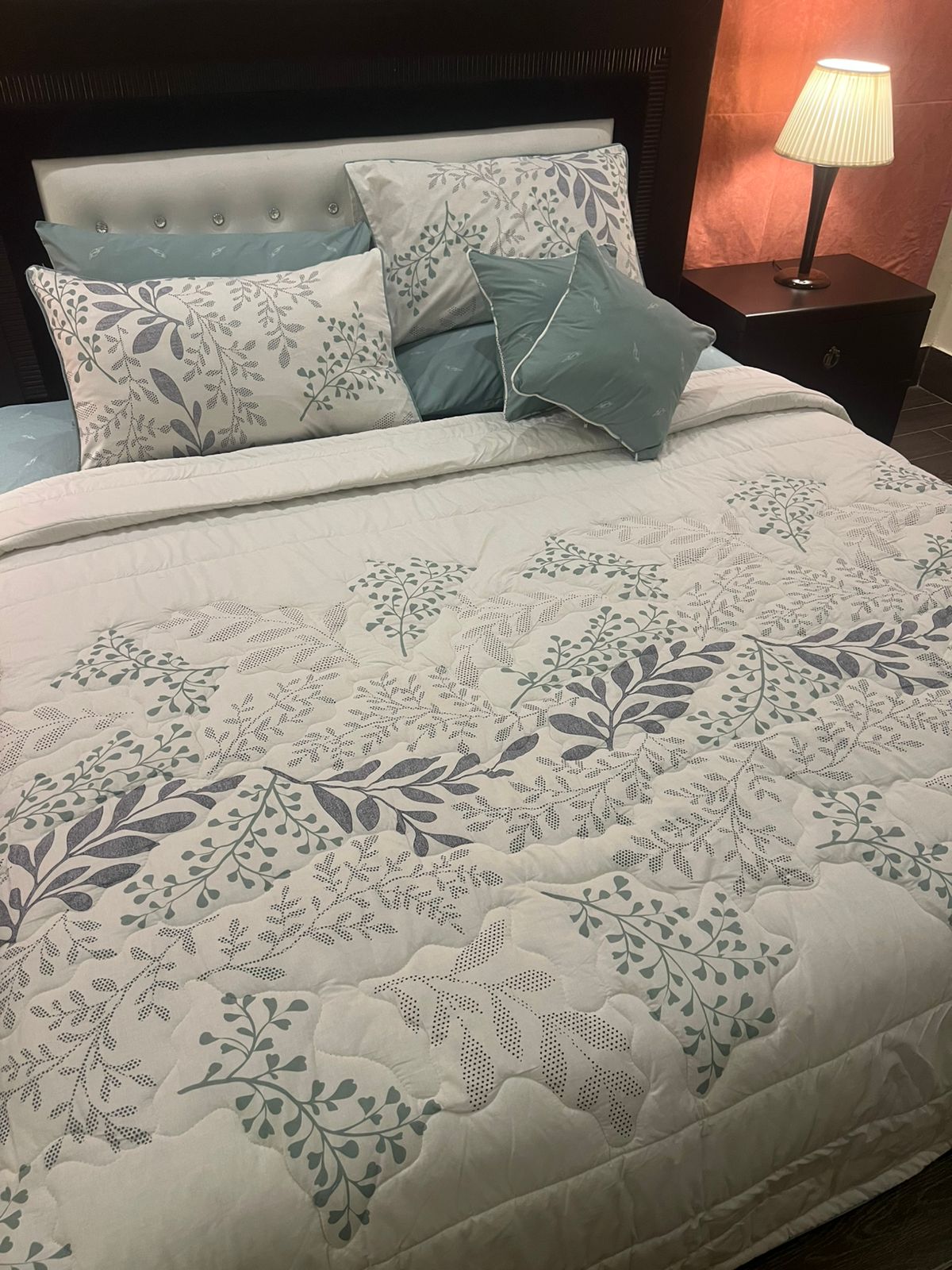 IV622 Cotton Comforter Set - Light Filling