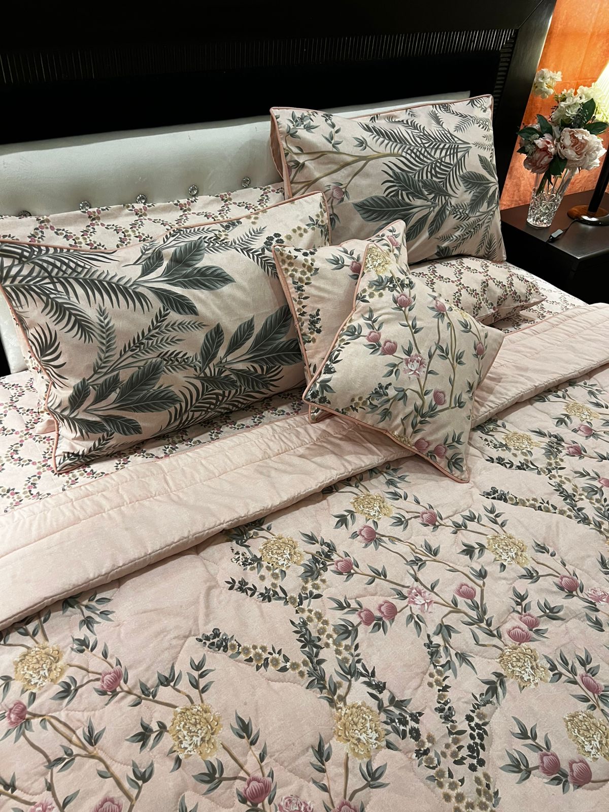 IV683 Cotton Comforter Set - Light Filling