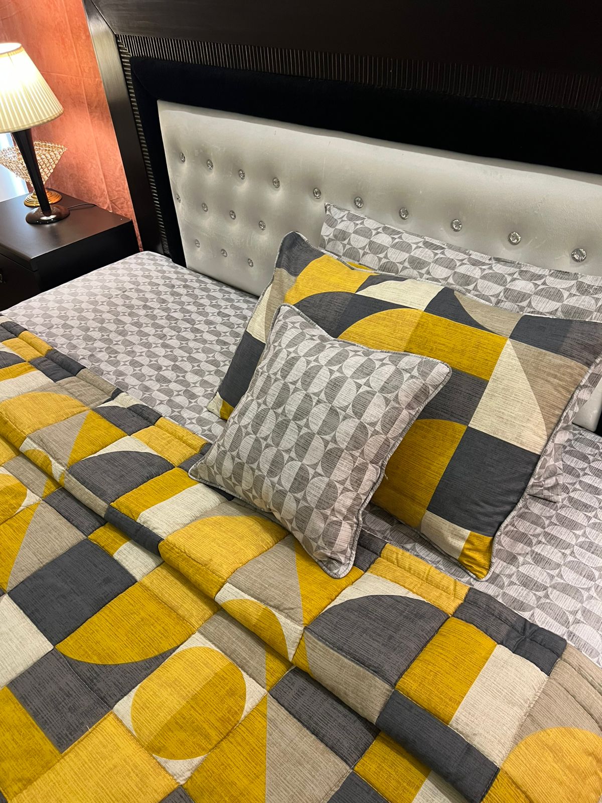 IV613 Cotton Comforter Set - Light Filling