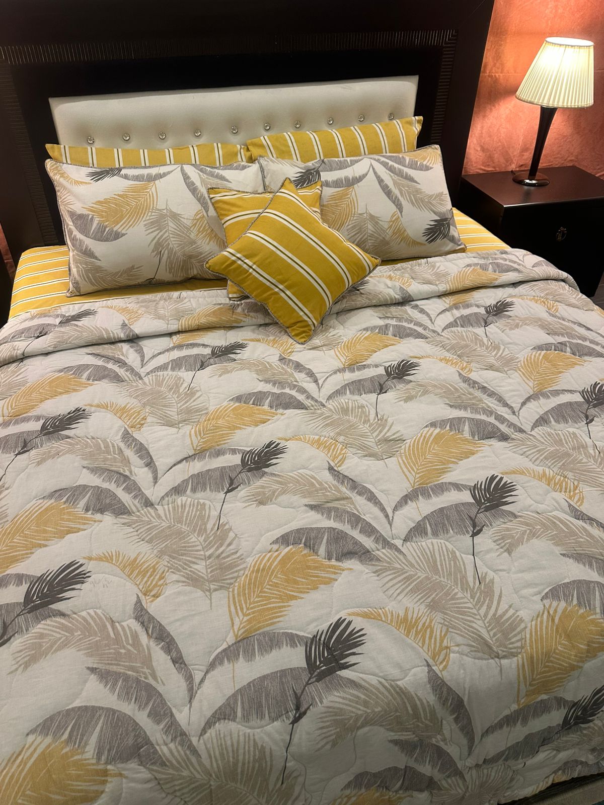 IV590 Cotton Comforter Set - Light Filling