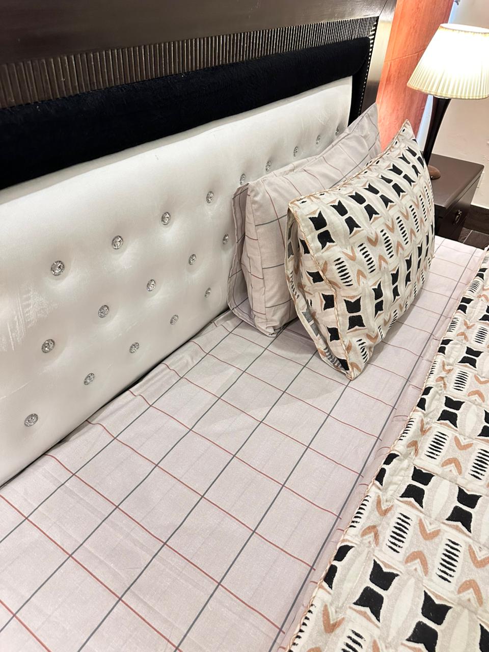 IV536 Cotton Comforter Set - Light Filling