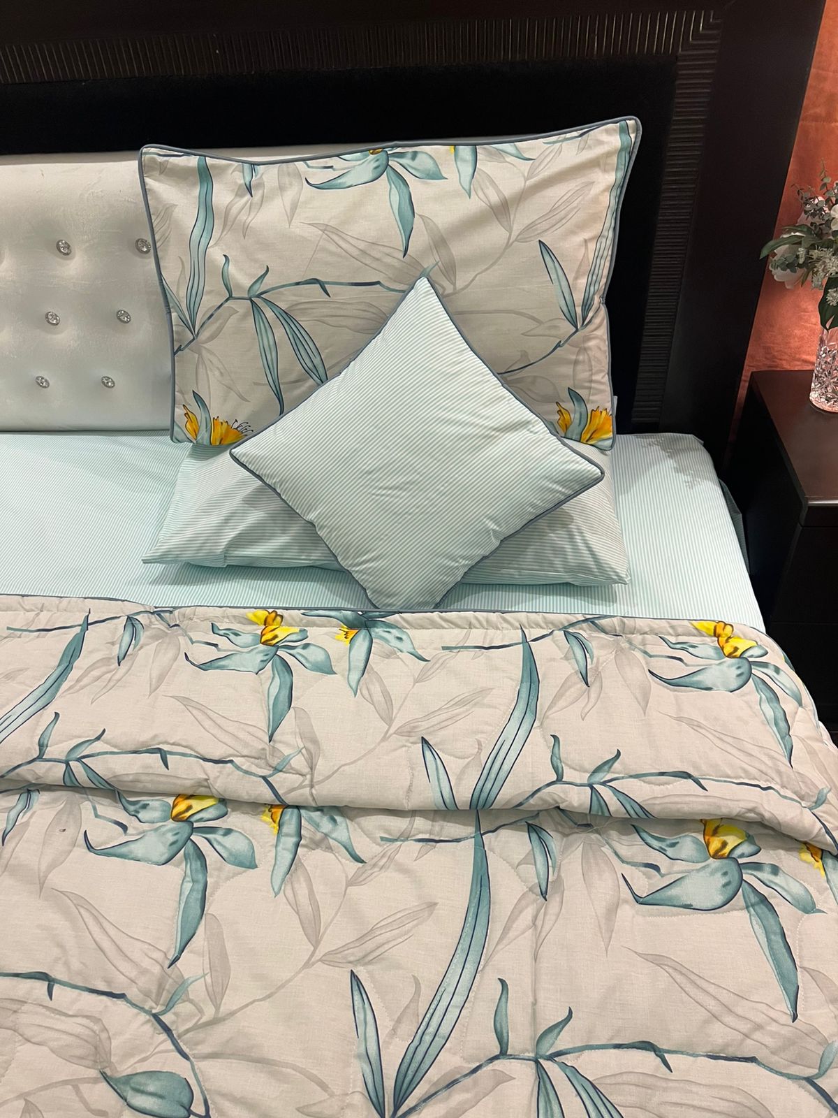 IV632 Cotton Duvet Cover Set - Without Filling
