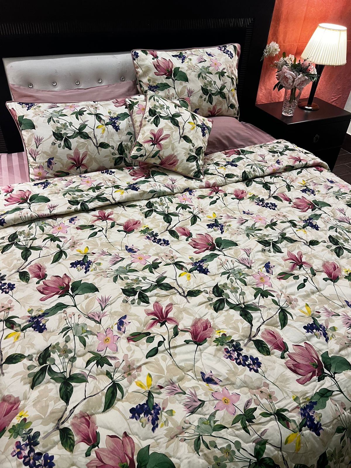 IV645 Luxury Cotton Satin Comforter Set - Light Filling