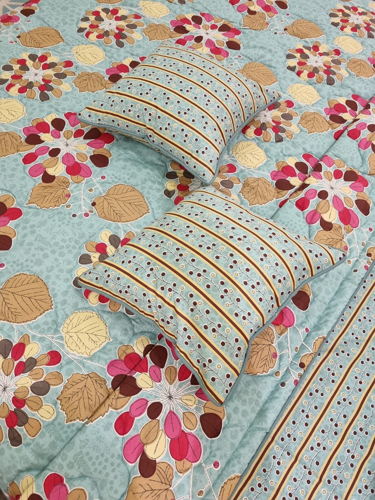 IV506 Cotton Comforter Set - Light Filling