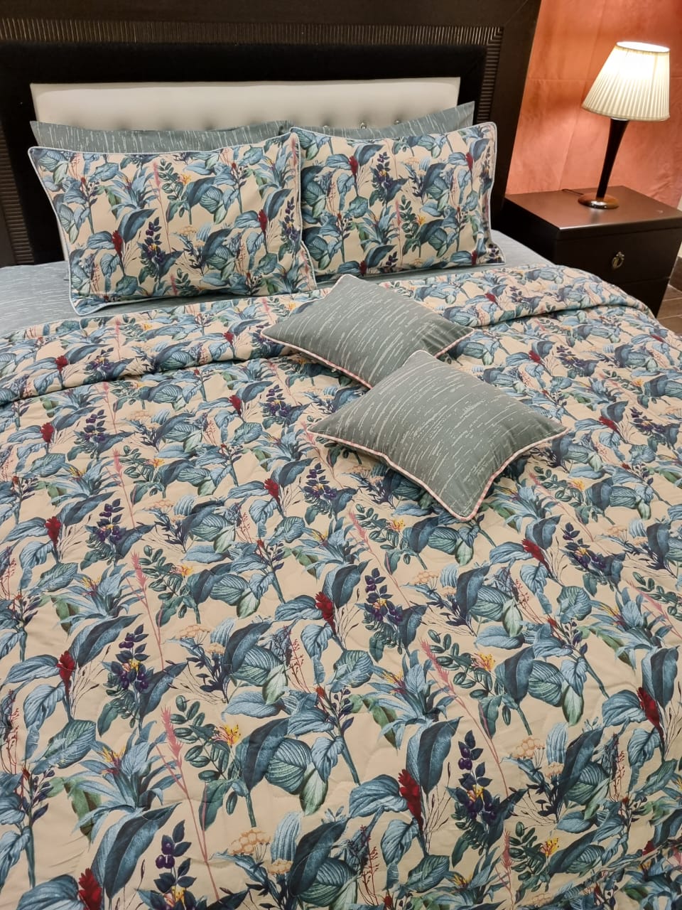 IV529 Cotton Comforter Set - Light Filling