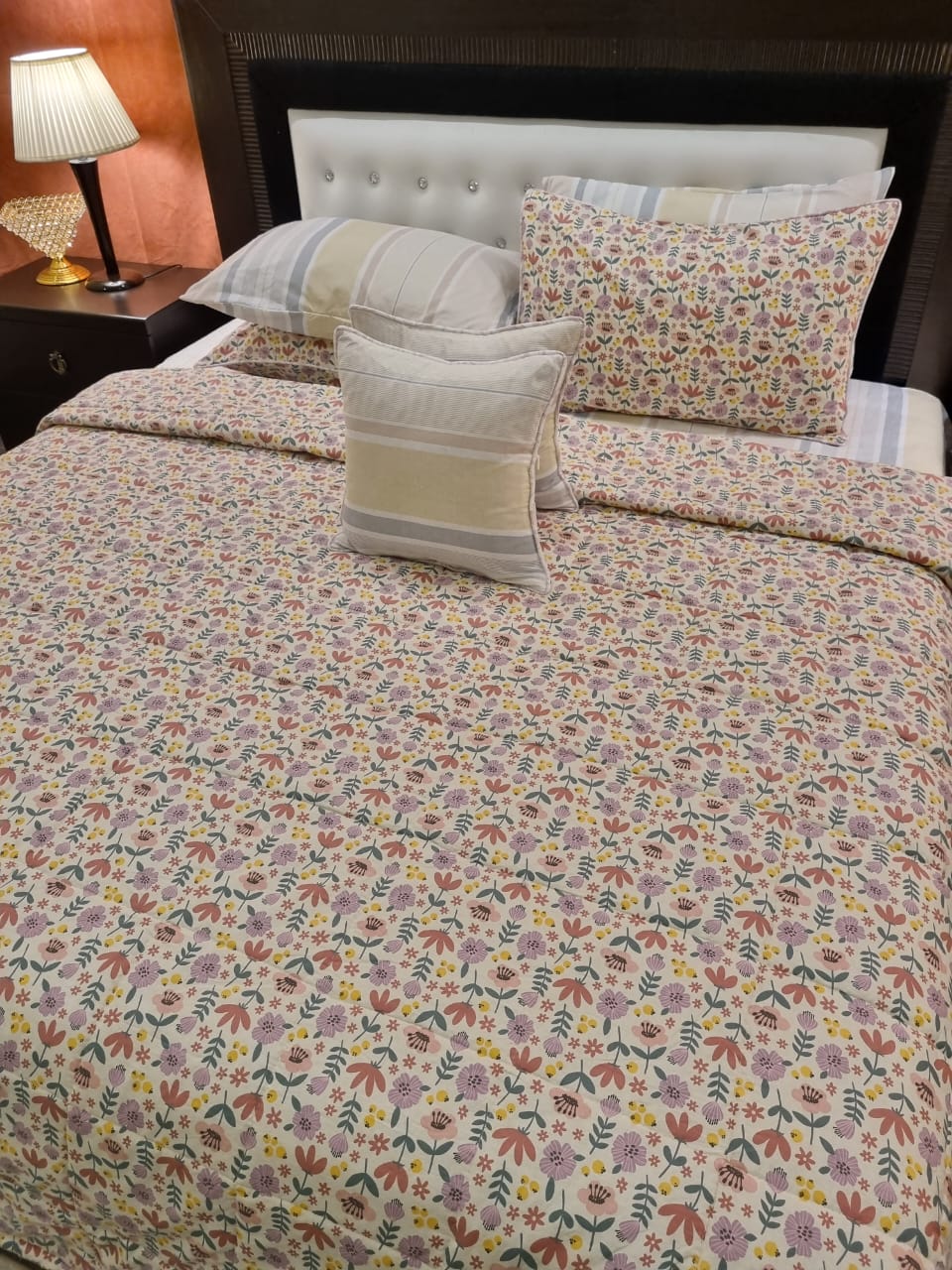 IV530 Cotton Comforter Set - Light Filling
