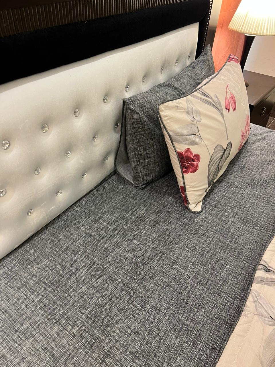 IV543 Cotton Comforter Set - Light Filling