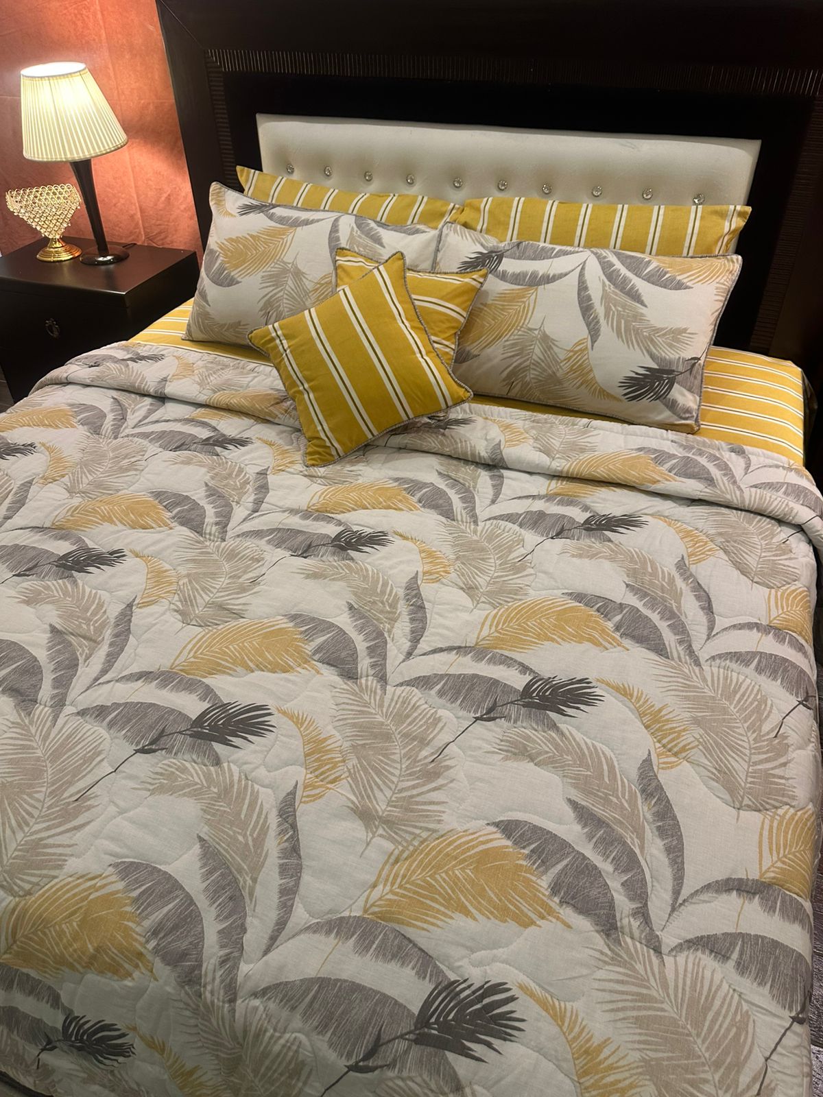 IV590 Cotton Comforter Set - Light Filling