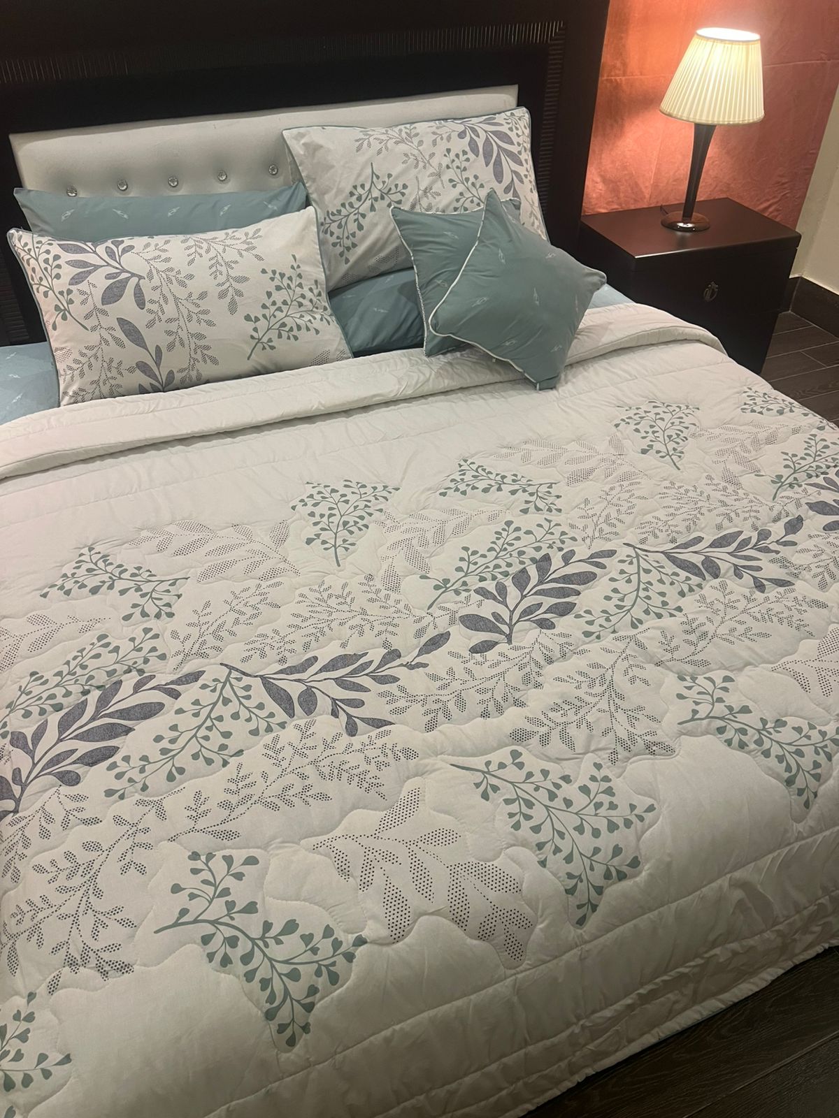 IV622 Cotton Comforter Set - Light Filling