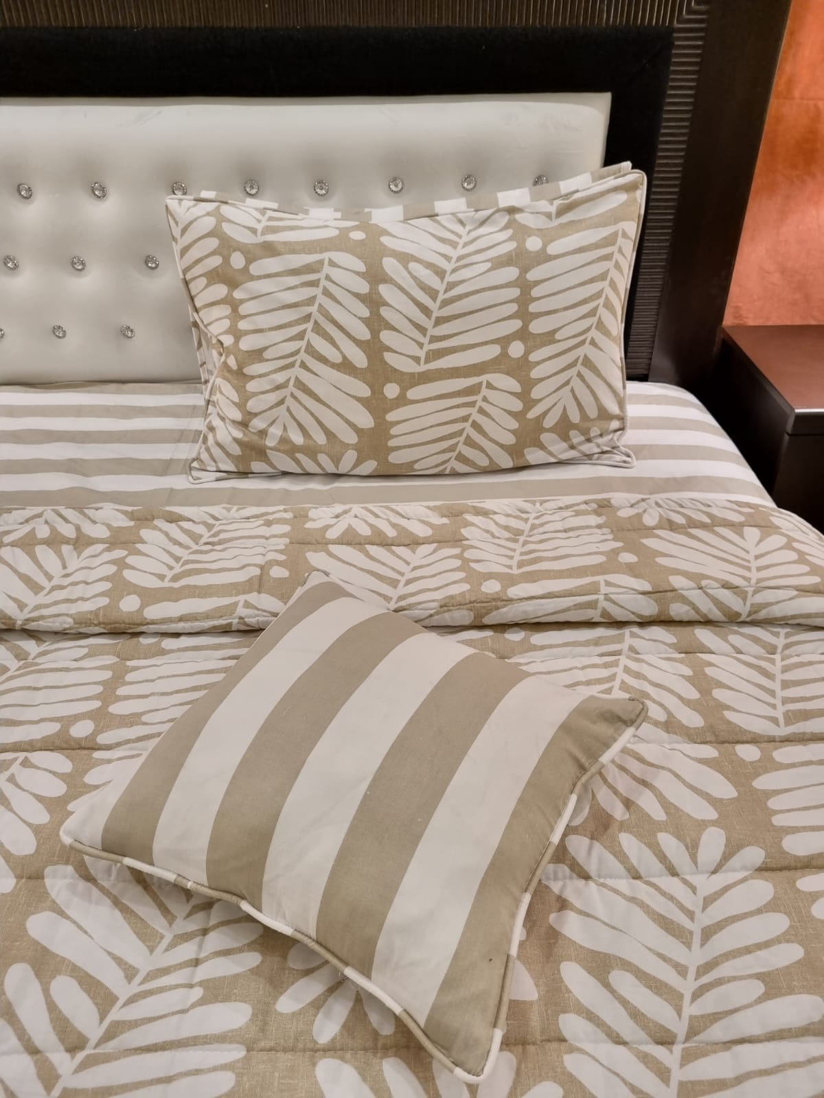 IV507 Duvet Cover Set - Without Filling