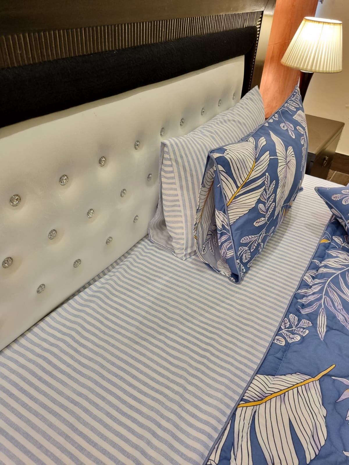 IV508 Duvet Cover Set - Without Filling