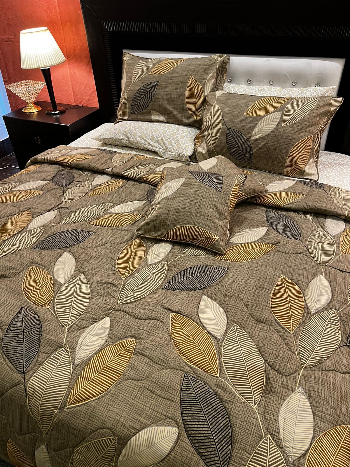 IV676 Cotton Comforter Set - Light Filling