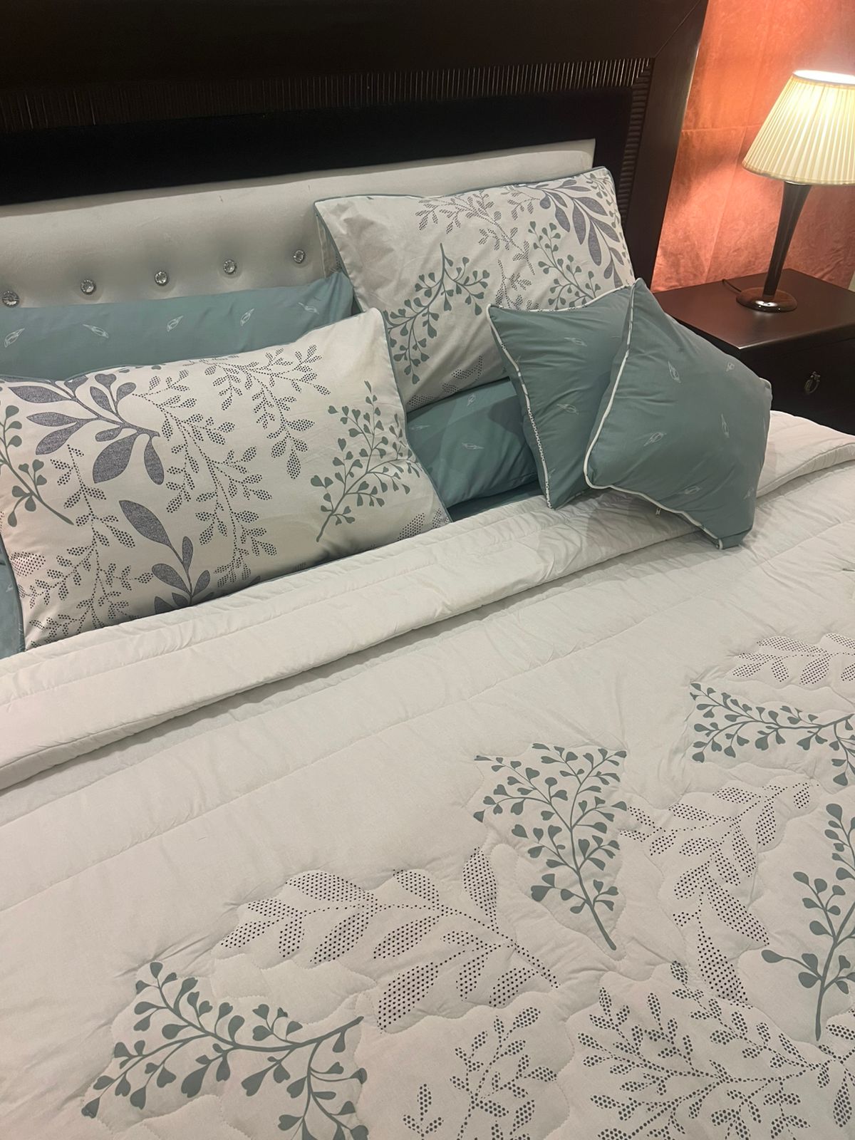 IV622 Cotton Comforter Set - Light Filling