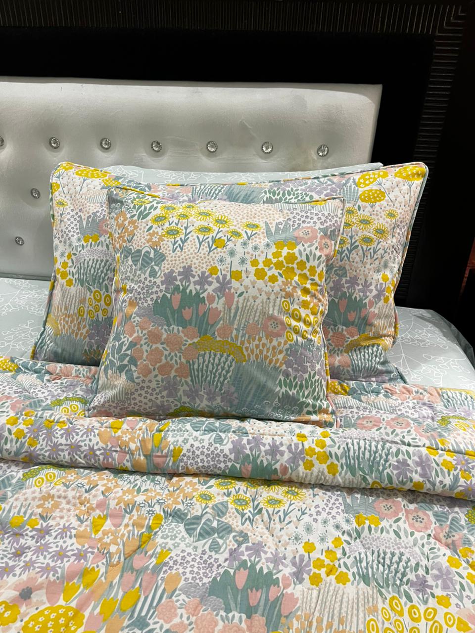 IV673 Cotton Comforter Set - Light Filling
