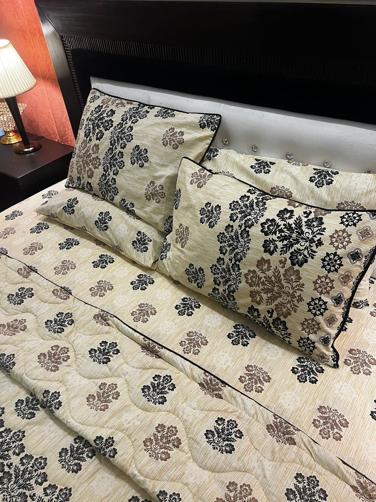 IV647 Cotton Comforter Set - Light Filling