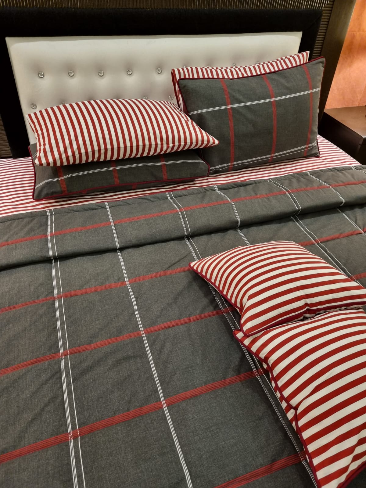 IV512 Duvet Cover Set - Without Filling
