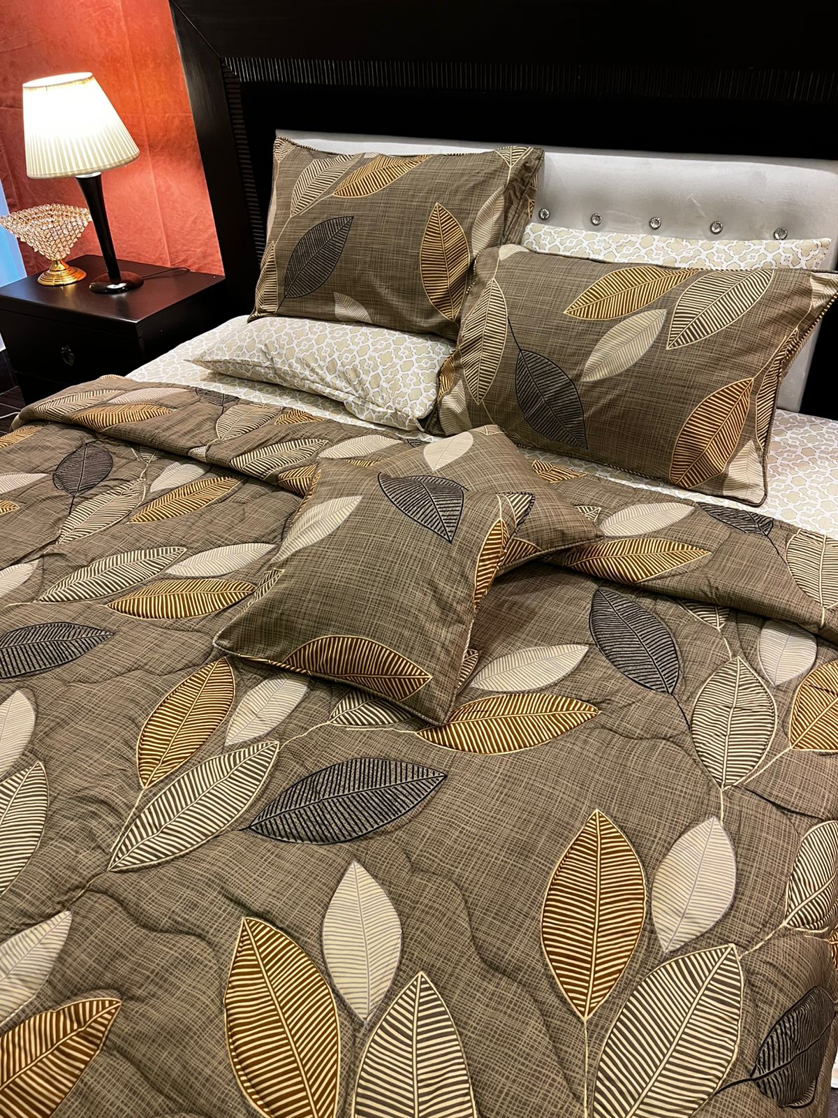 IV676 Cotton Comforter Set - Light Filling