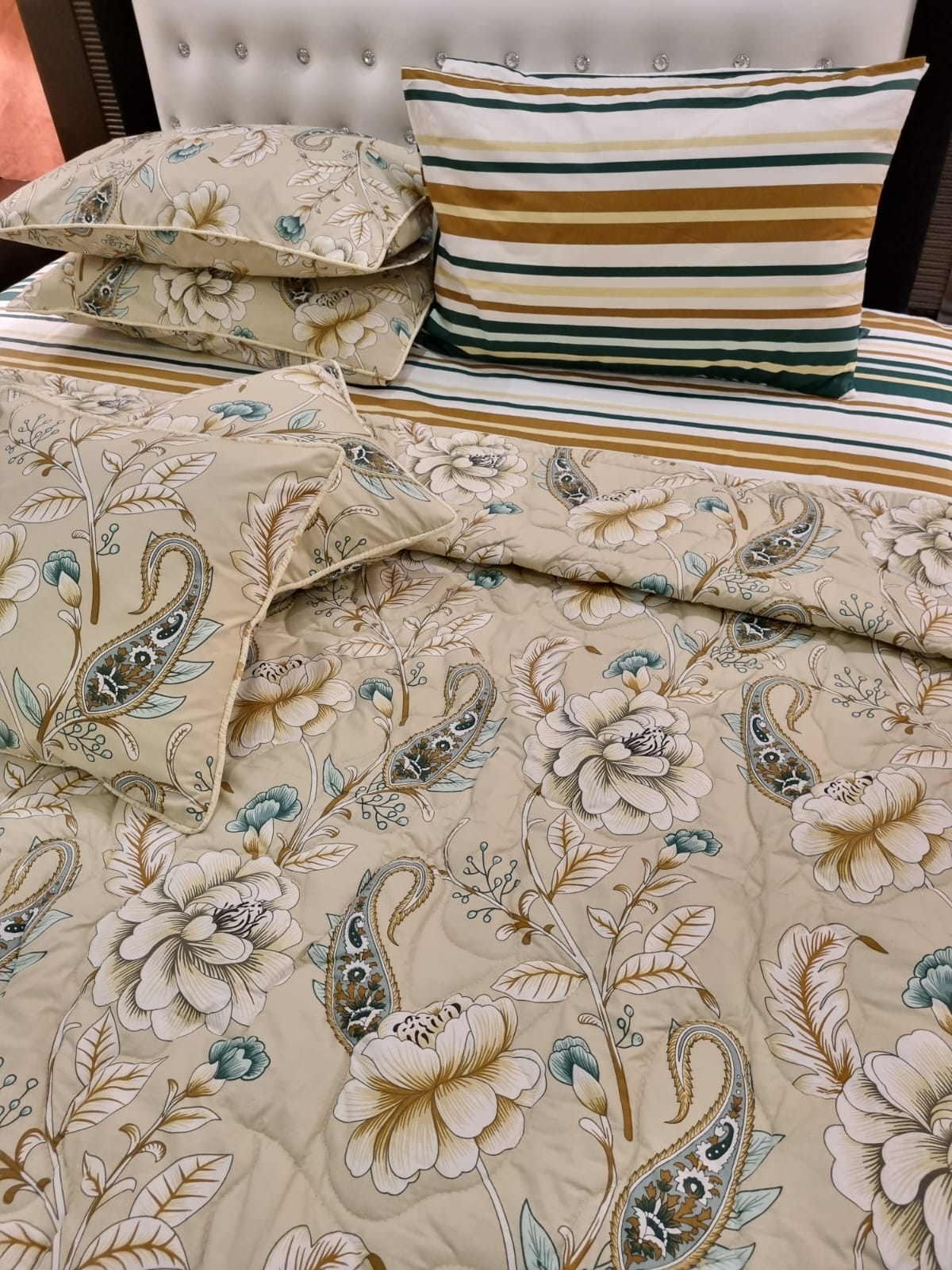 IV497 Cotton Comforter Set - Light Filling