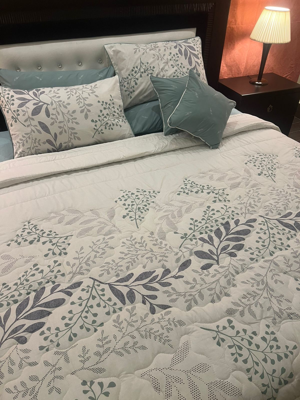 IV622 Cotton Comforter Set - Light Filling