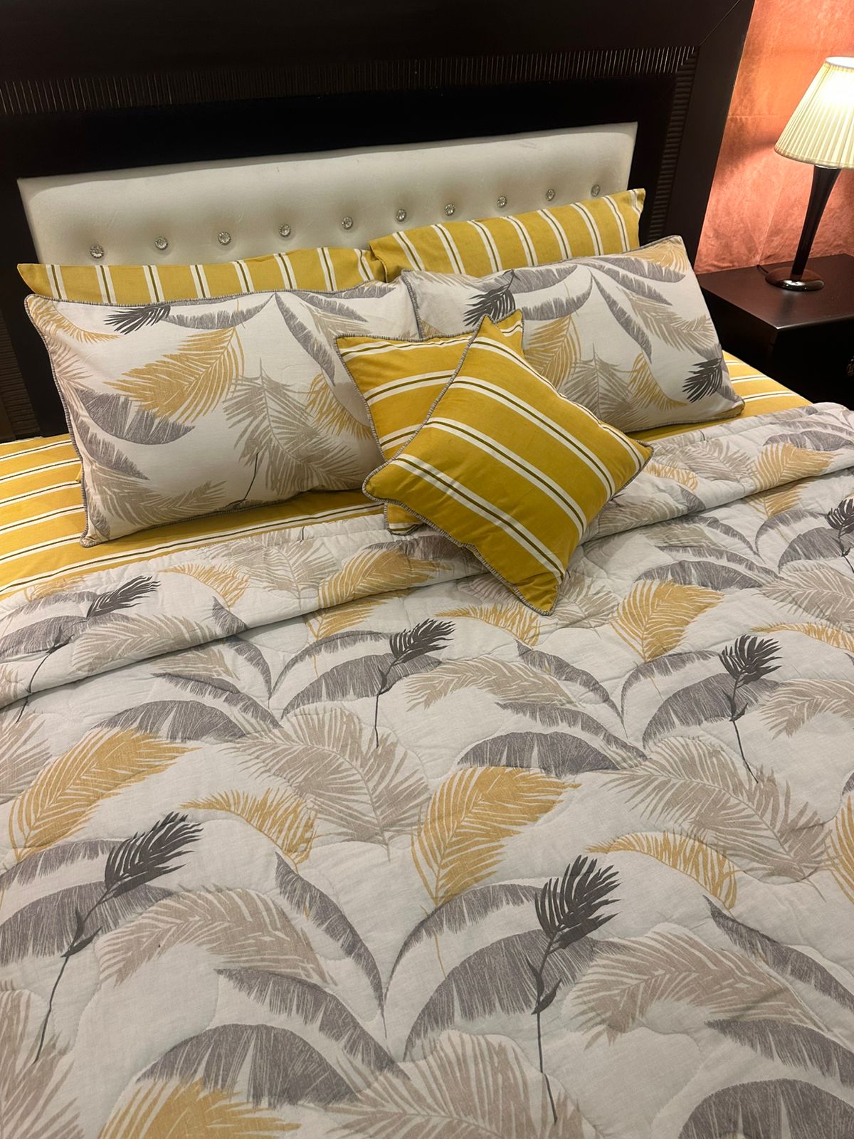 IV590 Cotton Comforter Set - Light Filling