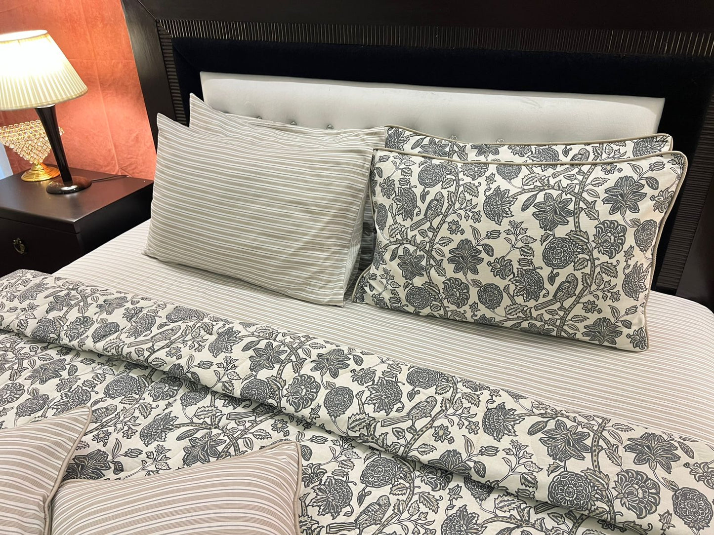 IV578 Cotton Comforter Set - Light Filling