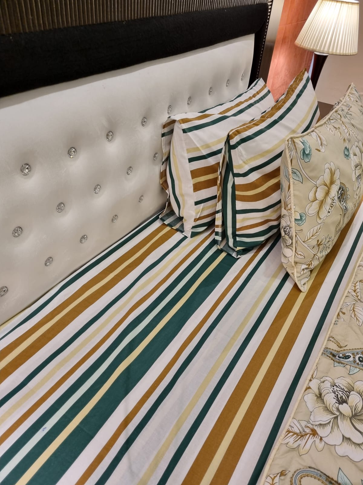 IV497 Cotton Comforter Set - Light Filling