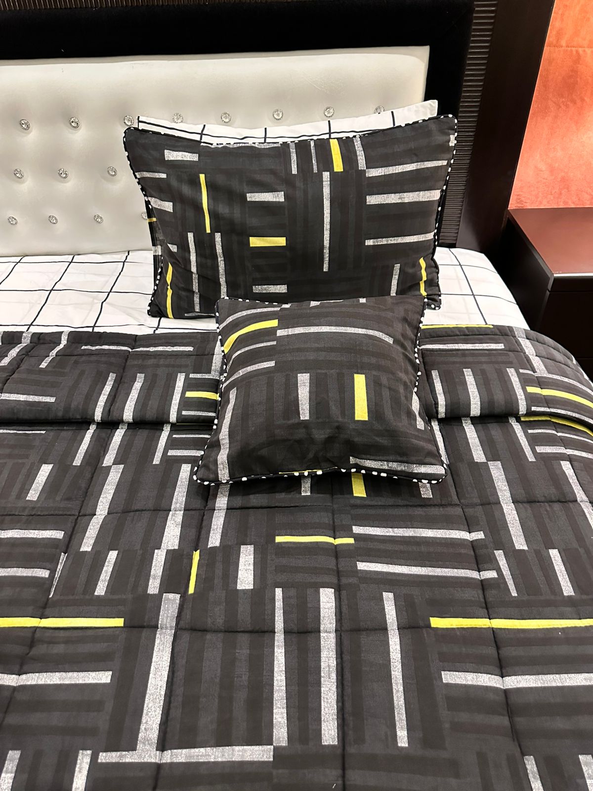 IV533 Cotton Comforter Set - Light Filling