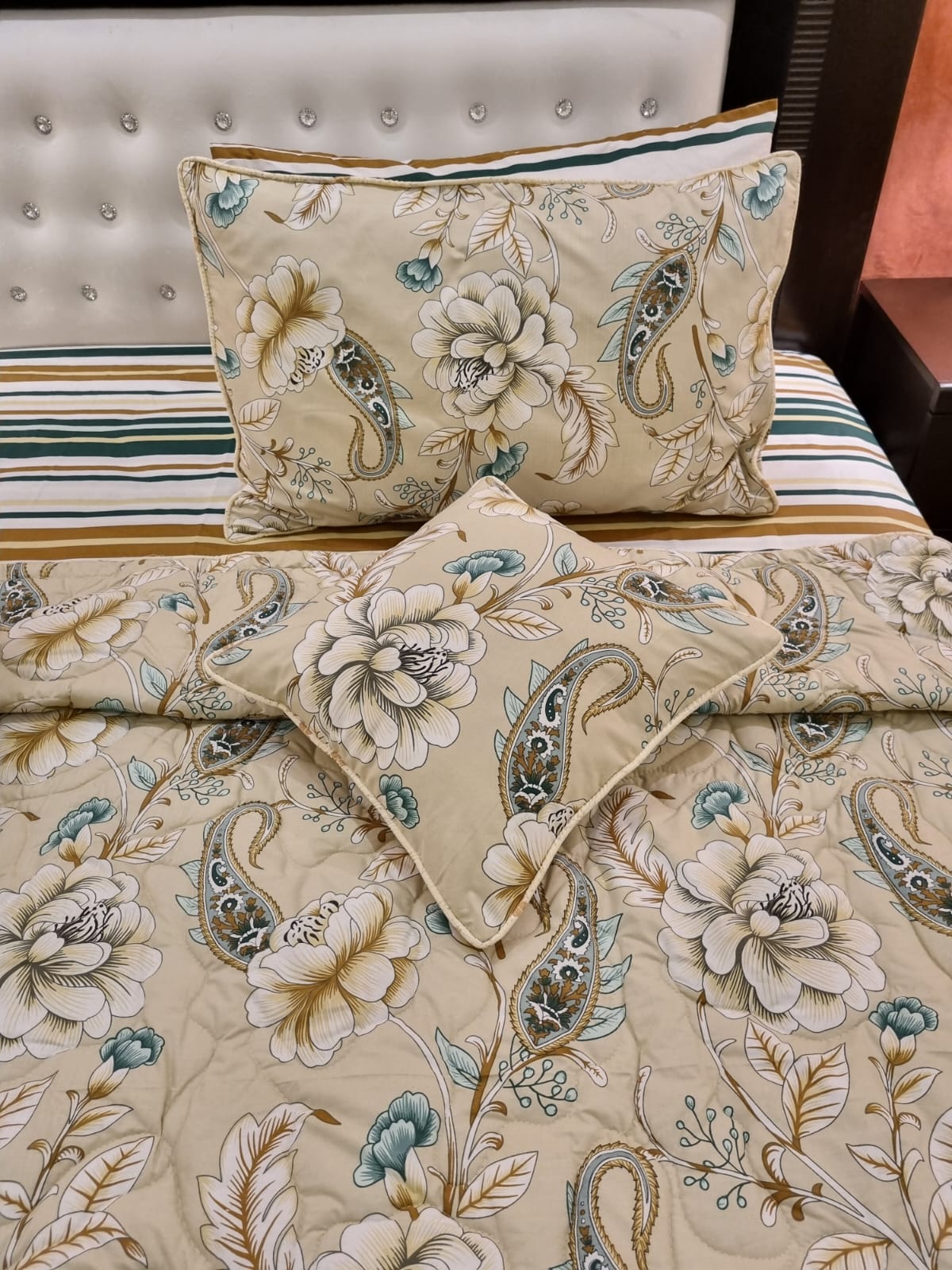 IV497 Cotton Comforter Set - Light Filling