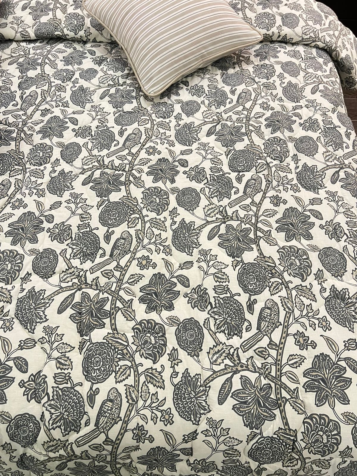 IV578 Cotton Comforter Set - Light Filling