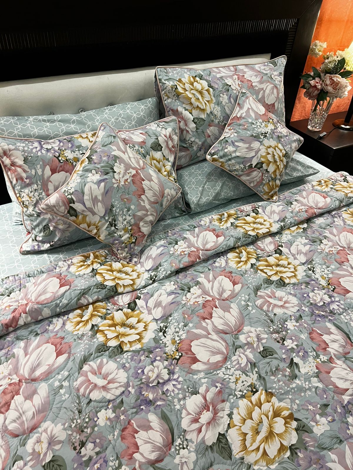 IV680 Cotton Comforter Set - Light Filling