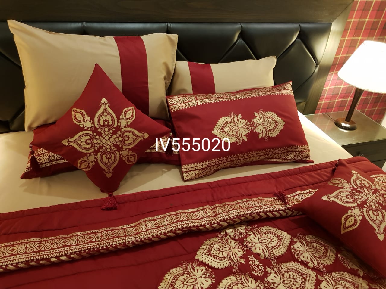 IV555020 Comforter Set