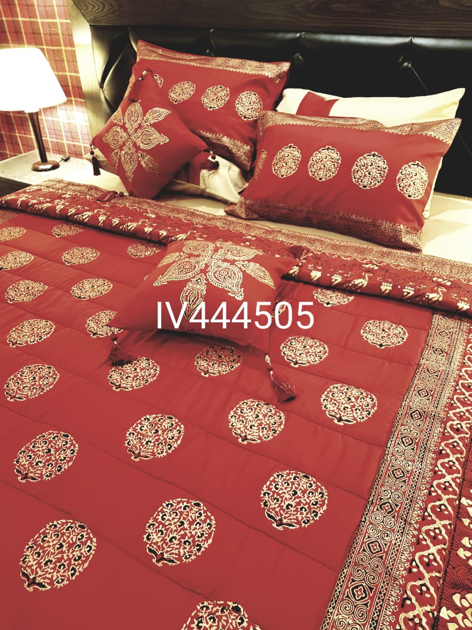 IV444505 - Comforter Set
