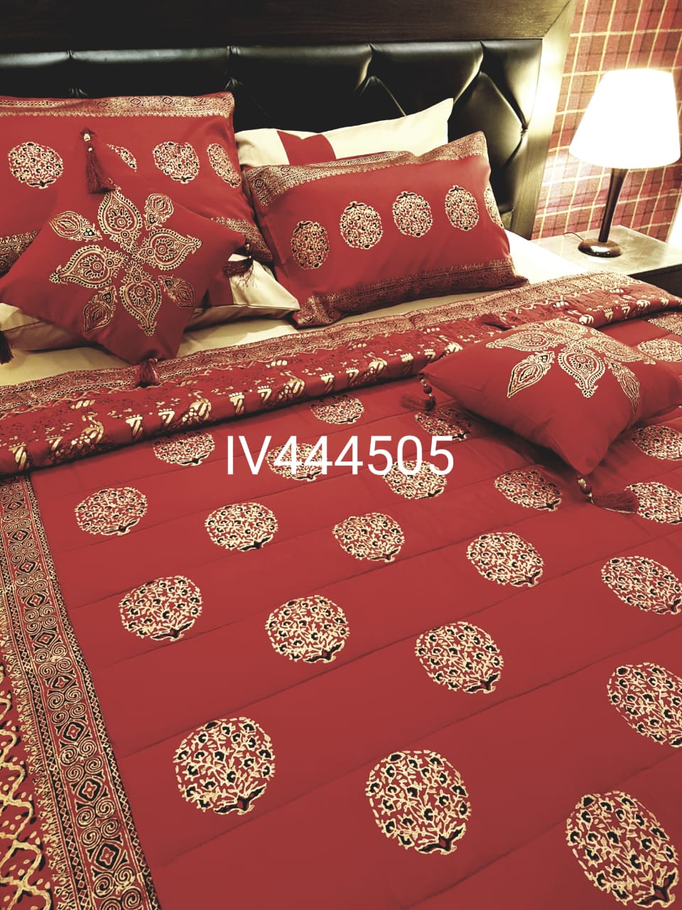 IV444505 - Comforter Set