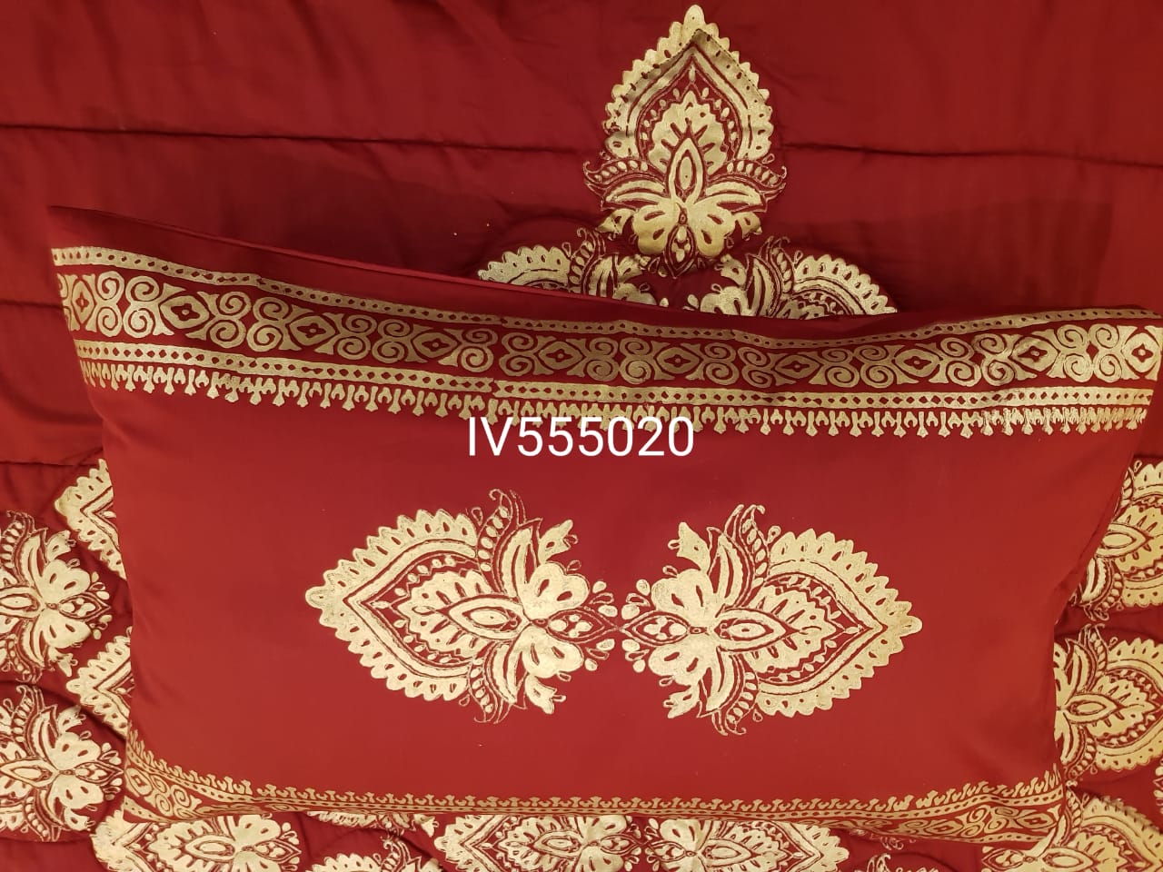 IV555020 Comforter Set