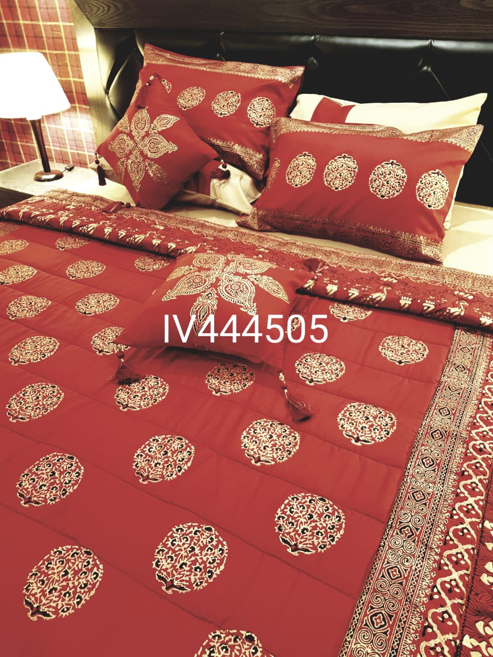 IV444505 - Comforter Set