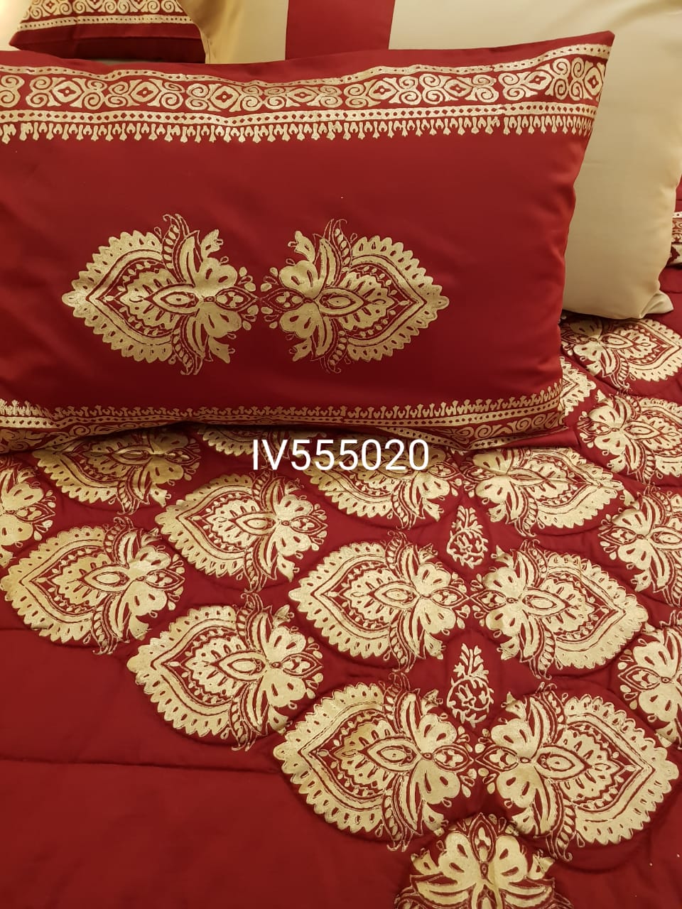 IV555020 Comforter Set