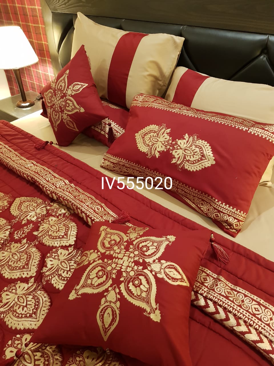 IV555020 Comforter Set