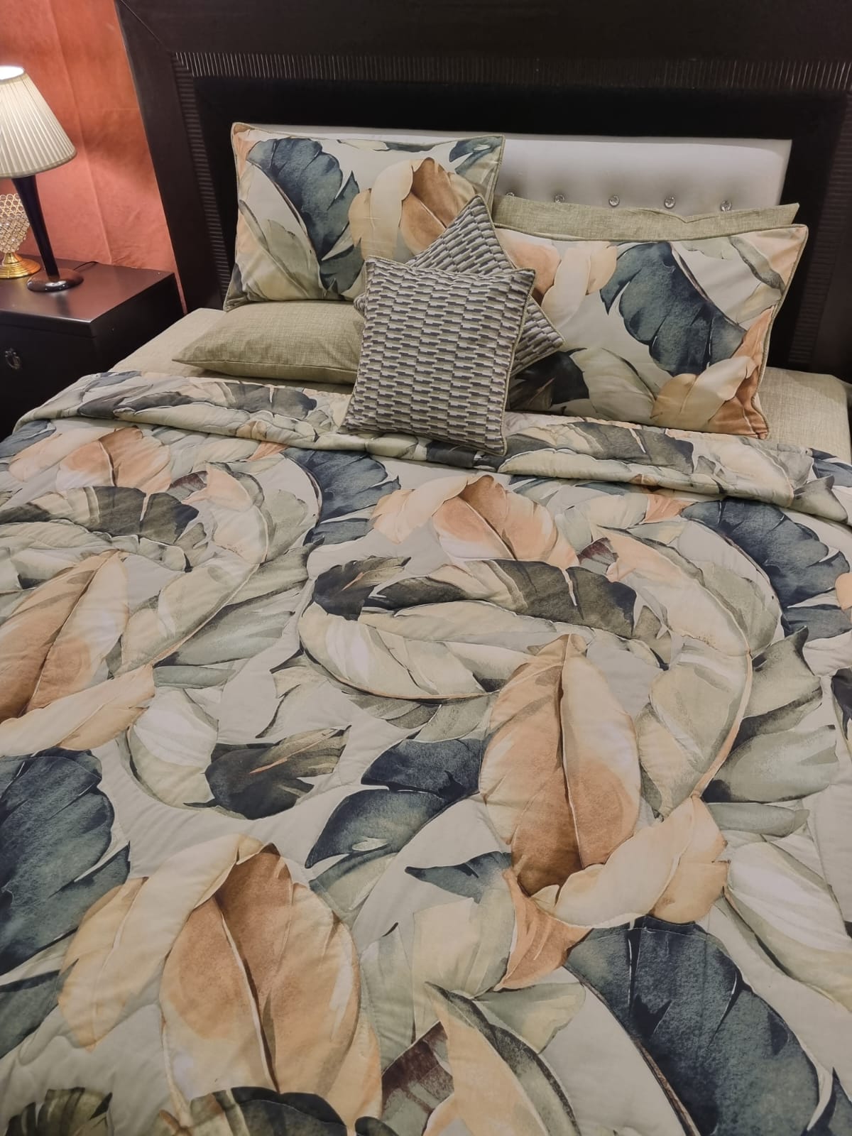 IV686 Cotton Comforter Set - Light Filling