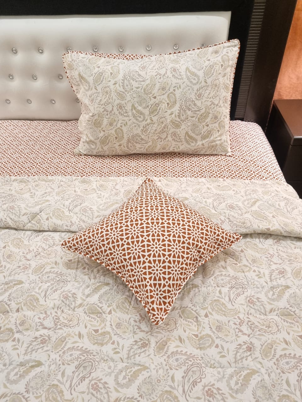 IV528 Cotton Duvet Cover Set - Without Filling