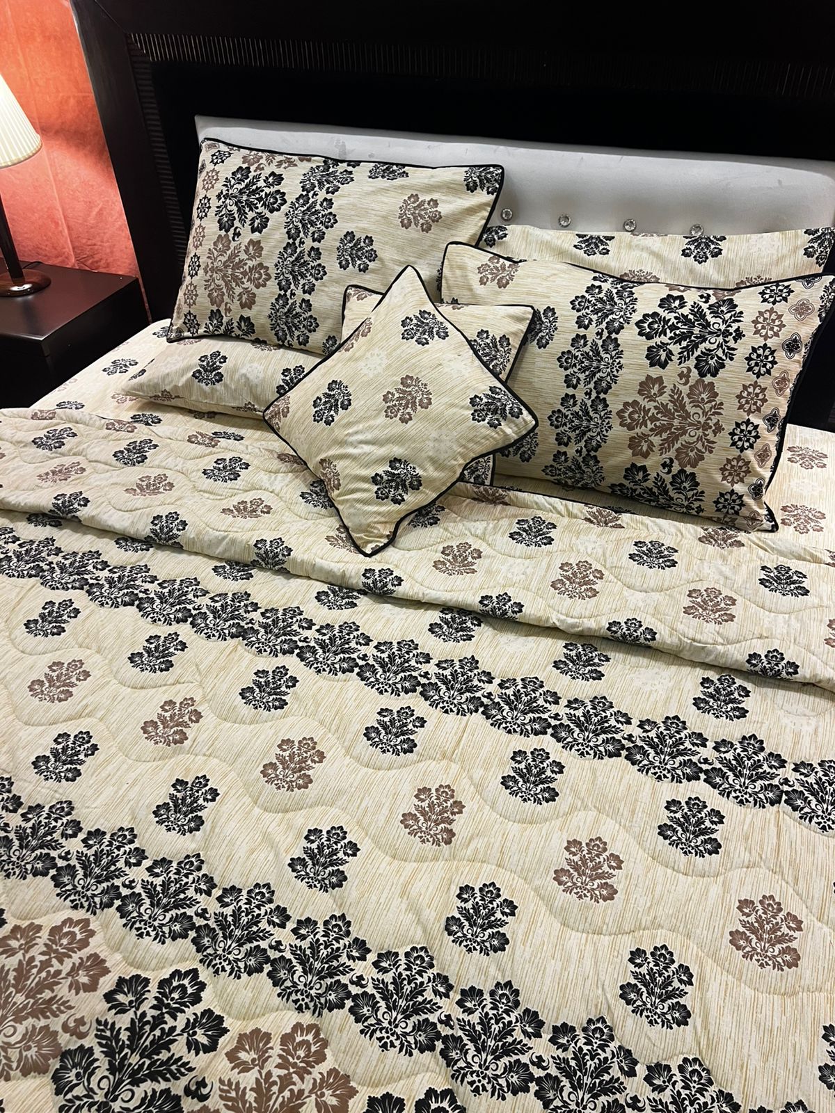 IV647 Cotton Comforter Set - Light Filling