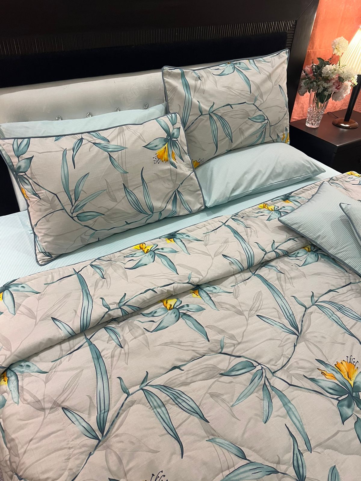 IV632 Cotton Comforter Set - Light Filling